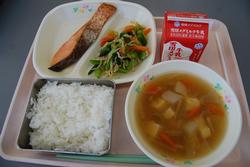 12月８日の給食