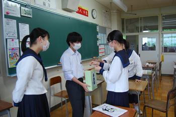 校内募金活動１