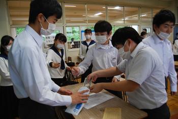 校内募金活動３