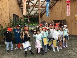 インタビュー終了後、みんなで記念撮影