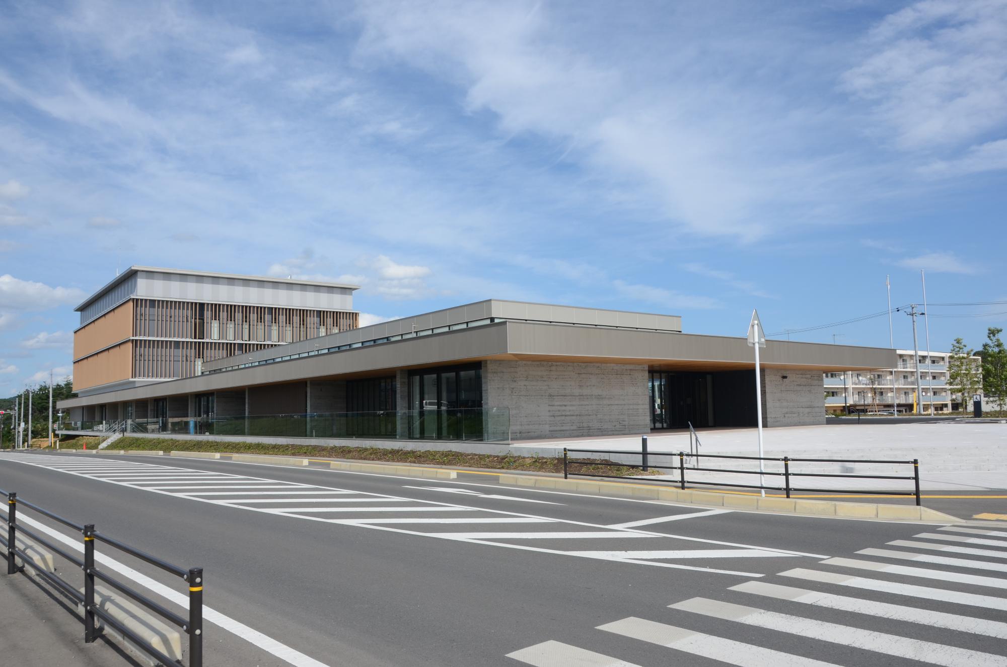 南三陸町役場（本庁舎）の造成工事がほぼ完了した様子を写した写真