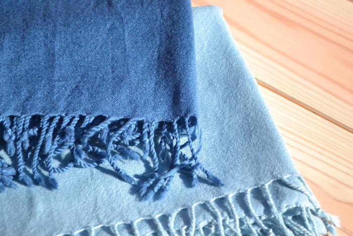 でんでんむしカンパニー　藍染ストール