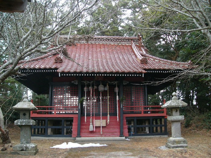 尾崎神社（歌津泊崎）